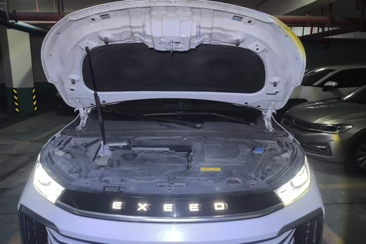 Used EXEED Lingyun 2021 290T Two-Wheel Drive Starry Edition Engine Bay