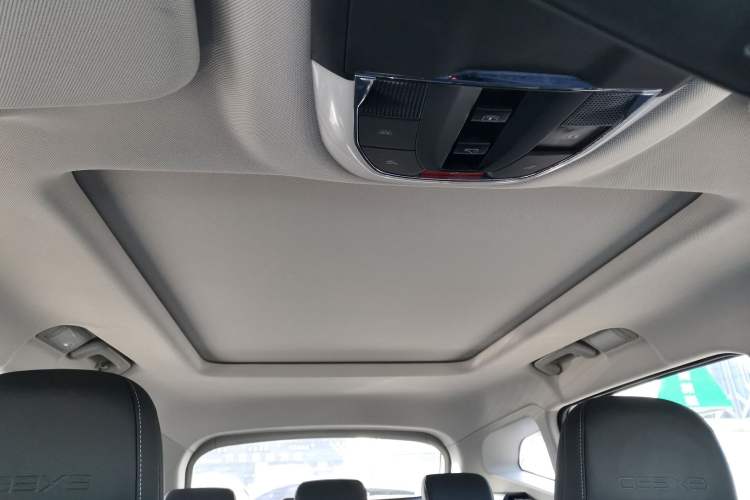 Used EXEED Lingyun 2021 290T Two-Wheel Drive Starry Edition Headliner