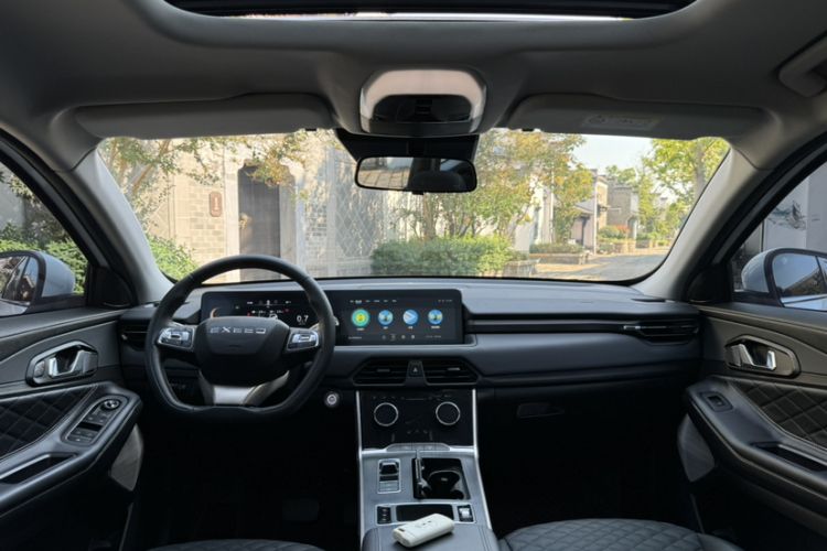 Used EXEED Lingyun 2021 290T Two-Wheel Drive Star Edition Interior 4