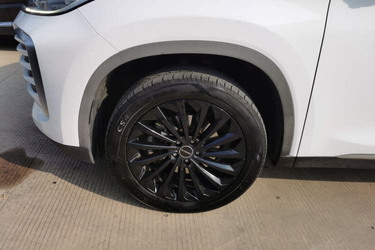 Used EXEED Lingyun 2021 290T Two-Wheel Drive Starry Edition Left Front Wheel Hub