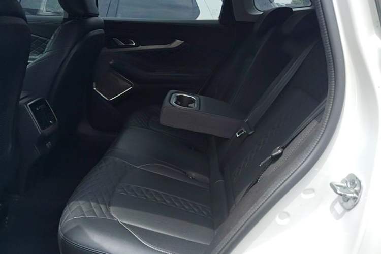 Used EXEED Lingyun 2021 290T Two-Wheel Drive Starry Edition Left Rear Seat