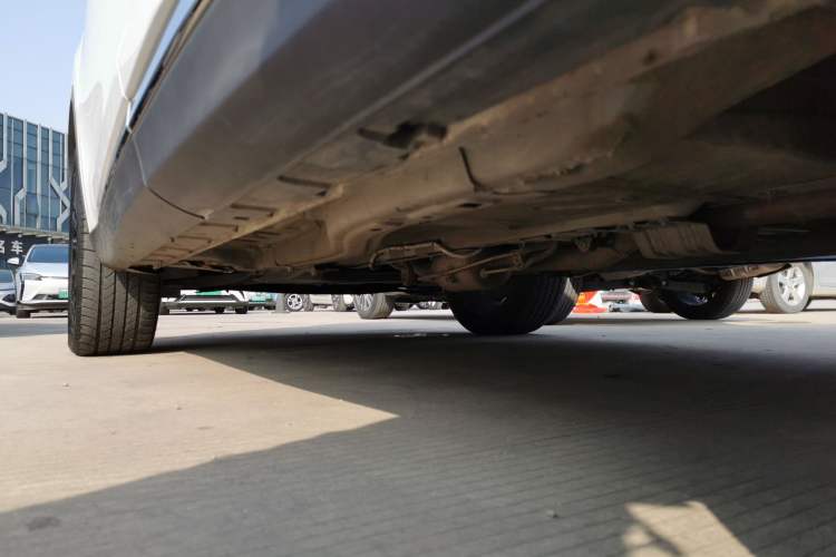 Used EXEED Lingyun 2021 290T Two-Wheel Drive Starry Edition Left Side Sill