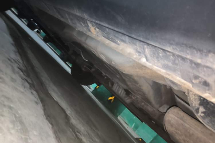 Used EXEED Lingyun 2021 290T Two-Wheel Drive Starry Edition Left Side Sill