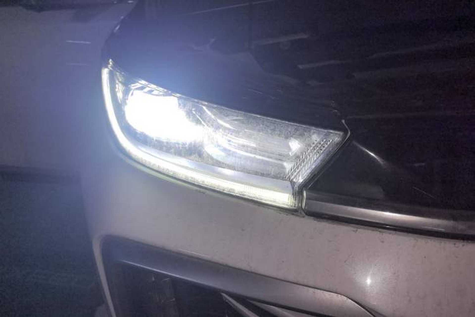 Used EXEED Lingyun 2021 290T Two-Wheel Drive Starry Edition Right Front Headlight