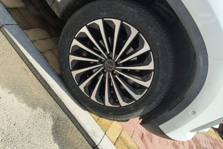Used EXEED Lingyun 2021 400T Two-Wheel Drive Star Prestige Edition Right Front Wheel Hub