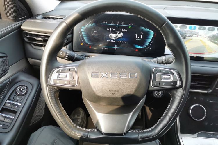 Used EXEED Lingyun 2021 290T Two-Wheel Drive Starry Edition Steering Wheel