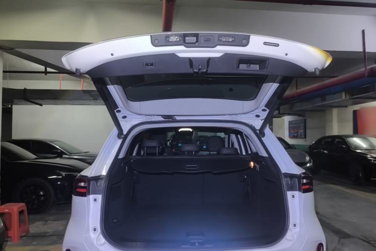 Used EXEED Lingyun 2021 290T Two-Wheel Drive Starry Edition Trunk