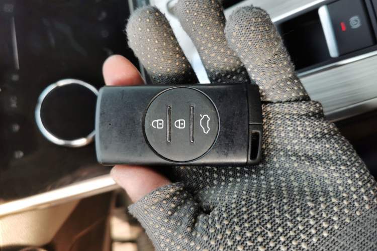 Used EXEED Lingyun 2021 290T Two-Wheel Drive Starry Edition Vehicle Key
