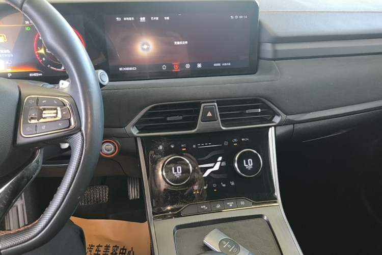 Used EXEED Lingyun 2022 Lingyun S 400T All-Wheel-Drive Superpower PRO Edition Audio And AC Panel
