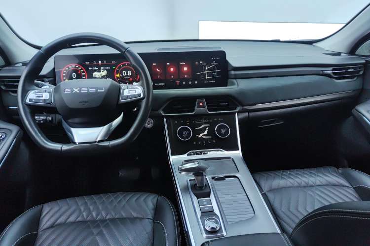 Used EXEED Lingyun 2023 400T Two-Wheel-Drive Star Prestige Edition Center Console