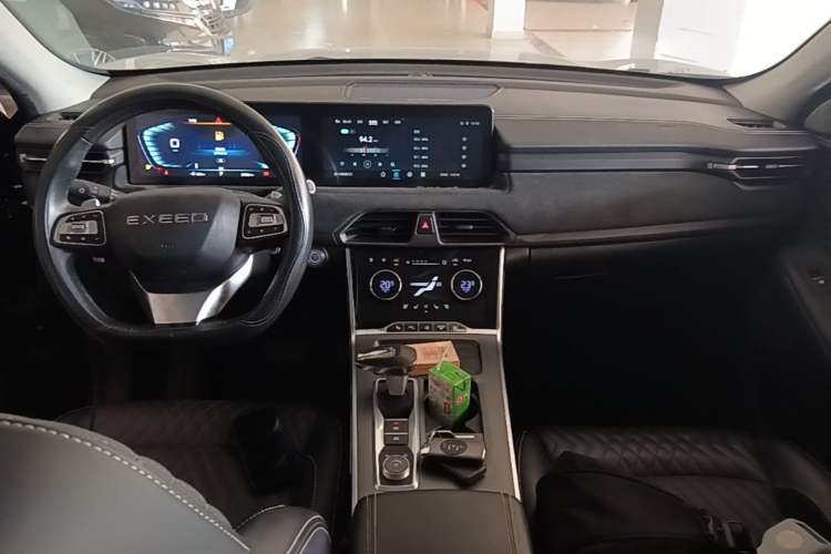 Used EXEED Lingyun 2023 400T Two-Wheel-Drive Star Prestige Edition Center Console