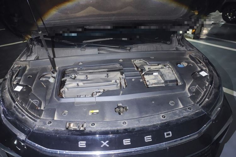 Used EXEED Lingyun 2023 400T Two-Wheel-Drive Star Prestige Edition Engine Bay