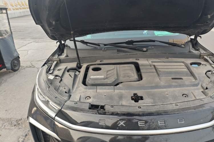 Used EXEED Lingyun 2023 400T Four-Wheel Drive Star Prestige Edition Engine Bay Right