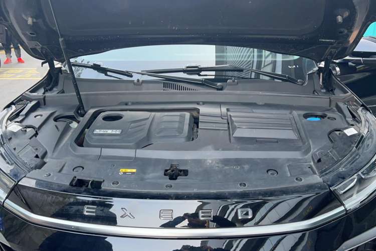 Used EXEED Lingyun 2023 400T Two-Wheel-Drive Star Prestige Edition Engine Bay