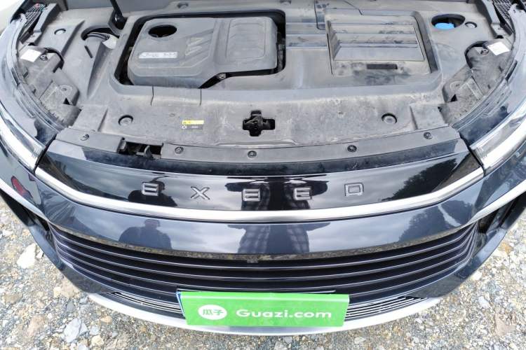Used EXEED Lingyun 2023 400T Four-Wheel Drive Star Prestige Edition Engine Bay