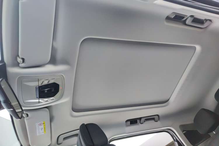 Used EXEED Lingyun 2023 400T Two-Wheel-Drive Star Prestige Edition Headliner