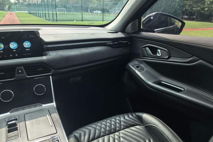 Used EXEED Lingyun 2023 300T Two-Wheel Drive Starry Edition Interior 12