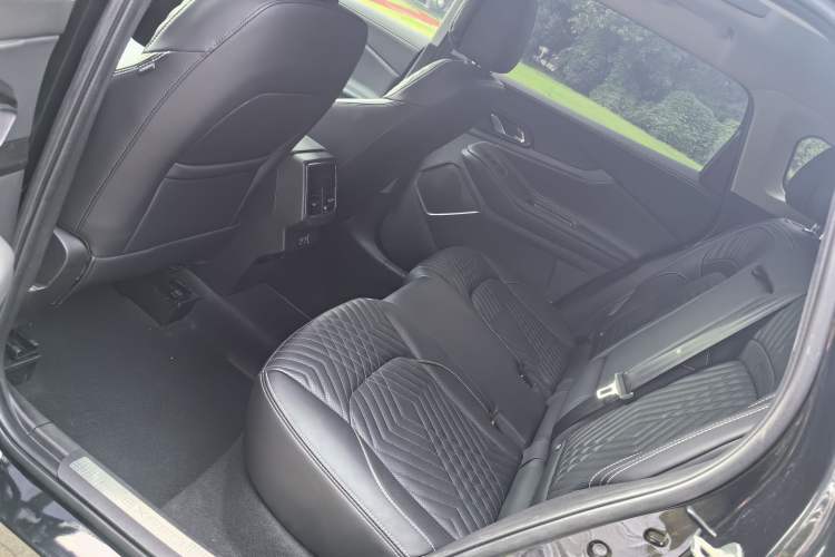 Used EXEED Lingyun 2023 300T Two-Wheel Drive Starry Edition Interior 8
