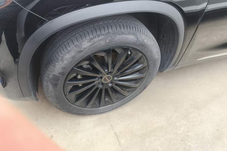 Used EXEED Lingyun 2023 300T Two-Wheel Drive Starry Edition Left Front Wheel Hub