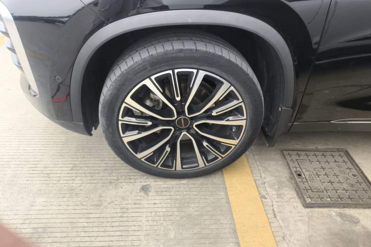 Used EXEED Lingyun 2023 400T Four-Wheel Drive Star Prestige Edition Left Front Wheel Hub