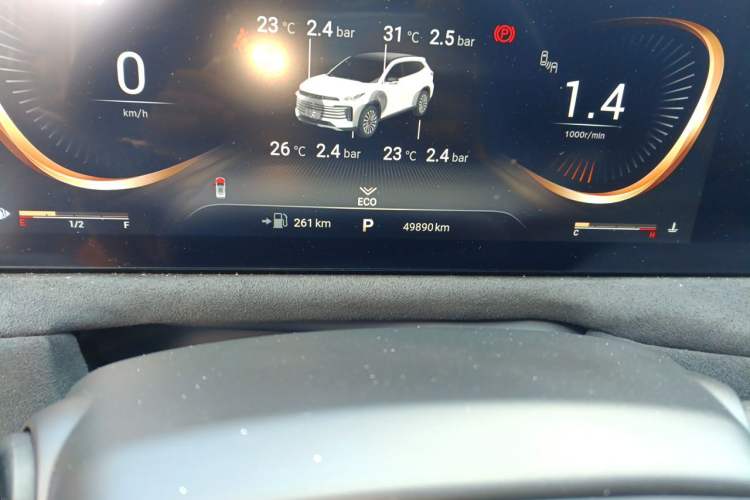 Used EXEED Lingyun 2023 400T Two-Wheel-Drive Star Prestige Edition Odometer Close Up