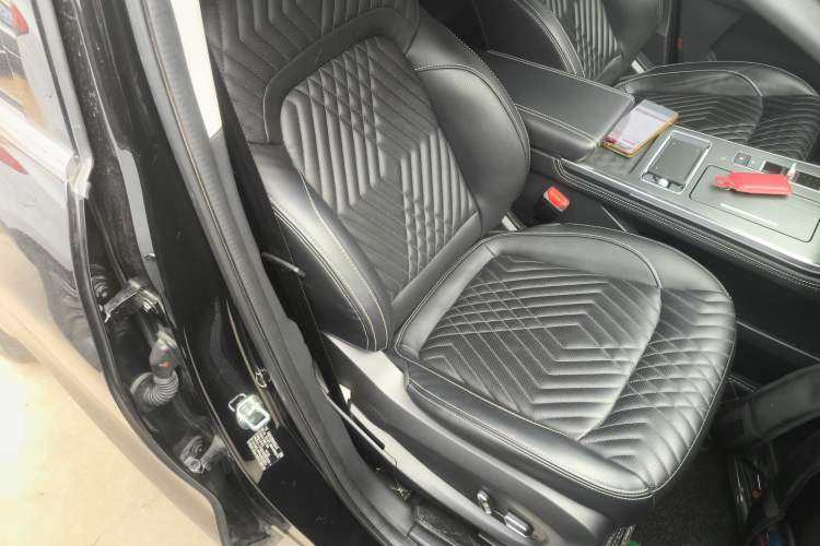 Used EXEED Lingyun 2023 300T Two-Wheel Drive Starry Edition Right Front Seat