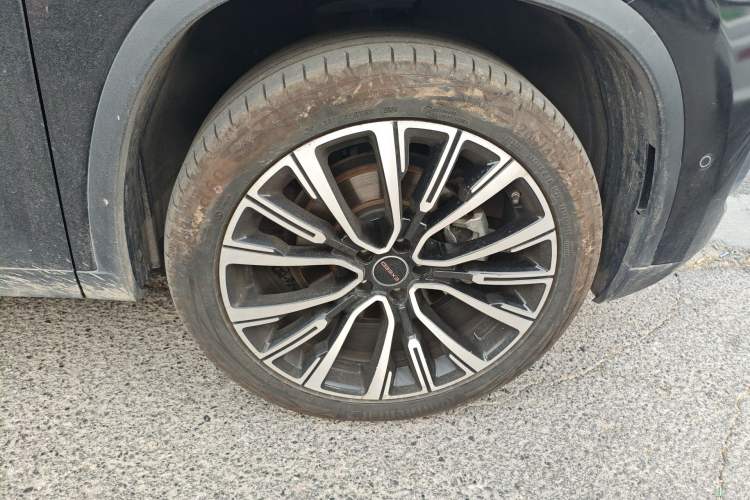 Used EXEED Lingyun 2023 400T Four-Wheel Drive Star Prestige Edition Right Front Wheel Hub