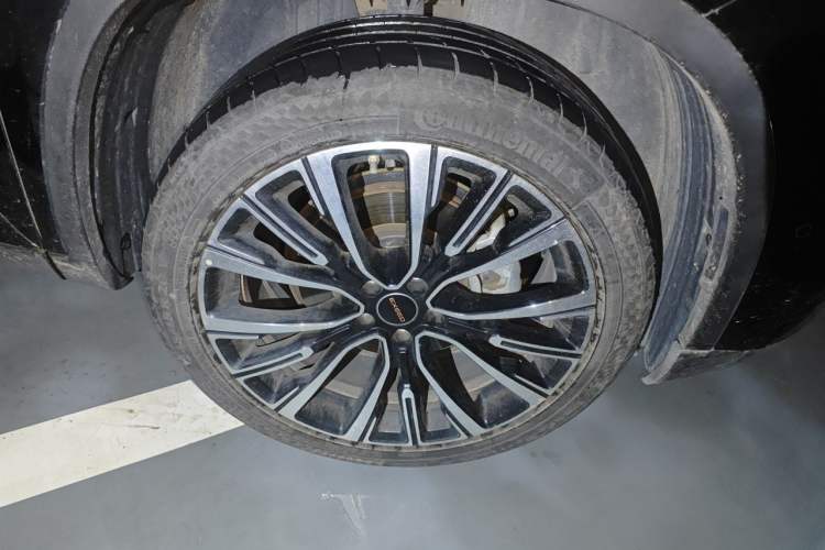 Used EXEED Lingyun 2023 400T Two-Wheel-Drive Star Prestige Edition Right Front Wheel Hub