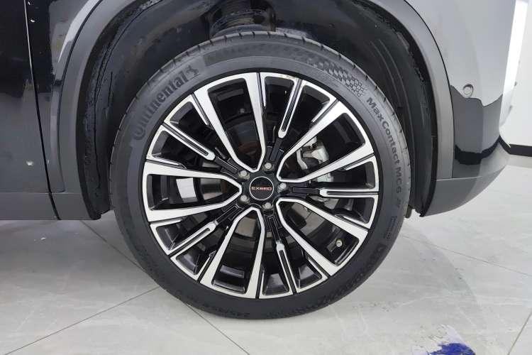 Used EXEED Lingyun 2023 400T Two-Wheel-Drive Star Prestige Edition Right Front Wheel Hub