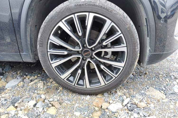 Used EXEED Lingyun 2023 400T Four-Wheel Drive Star Prestige Edition Right Front Wheel Hub