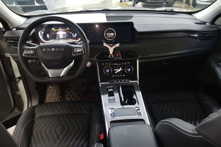 Used EXEED Lingyun 2023 300T Two-Wheel Drive Starry Edition Center Console