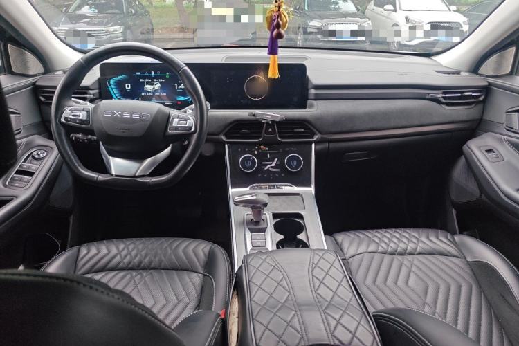 Used EXEED Lingyun 2023 400T Two-Wheel-Drive Star Prestige Edition Center Console