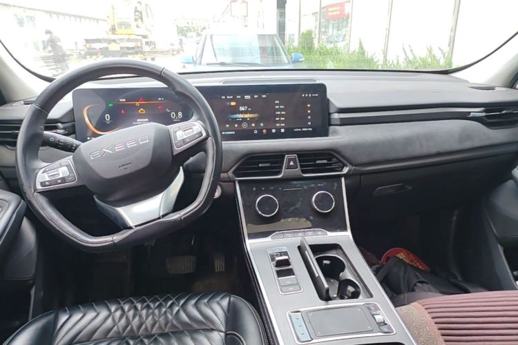Used EXEED Lingyun 2023 300T Two-Wheel Drive Starry Edition Center Console
