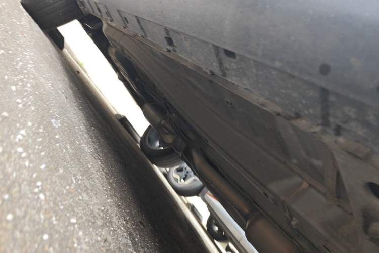 Used EXEED Lingyun 2023 400T Two-Wheel-Drive Star Prestige Edition Chassis Front Right