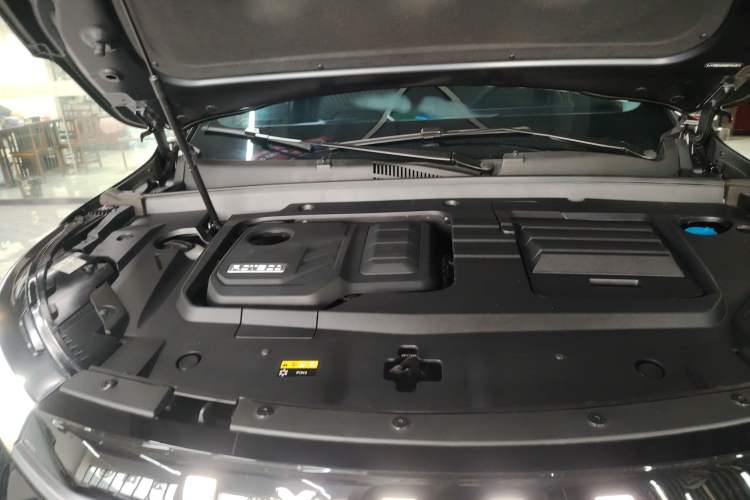 Used EXEED Lingyun 2023 400T Two-Wheel-Drive Star Prestige Edition Engine Bay