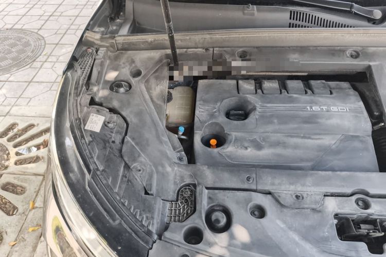 Used EXEED Lingyun 2023 300T Two-Wheel Drive Star Edition Engine Bay Right