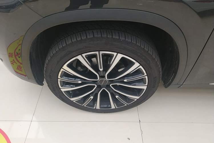Used EXEED Lingyun 2023 400T Two-Wheel Drive StarRui Pro Edition Exterior 4