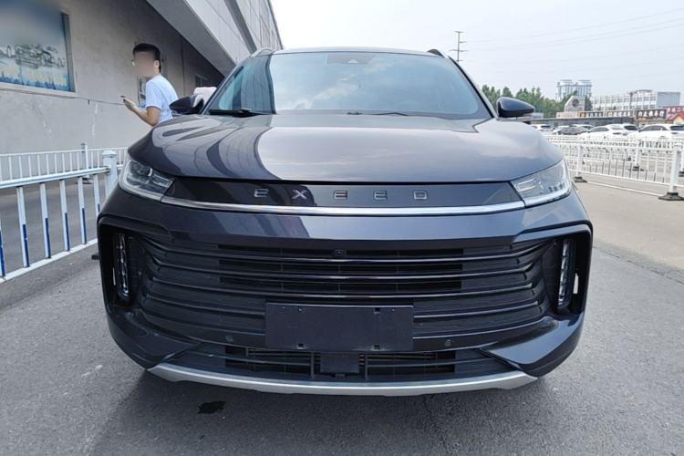 Used EXEED Lingyun 2023 300T Two-Wheel Drive Starry Edition Front
