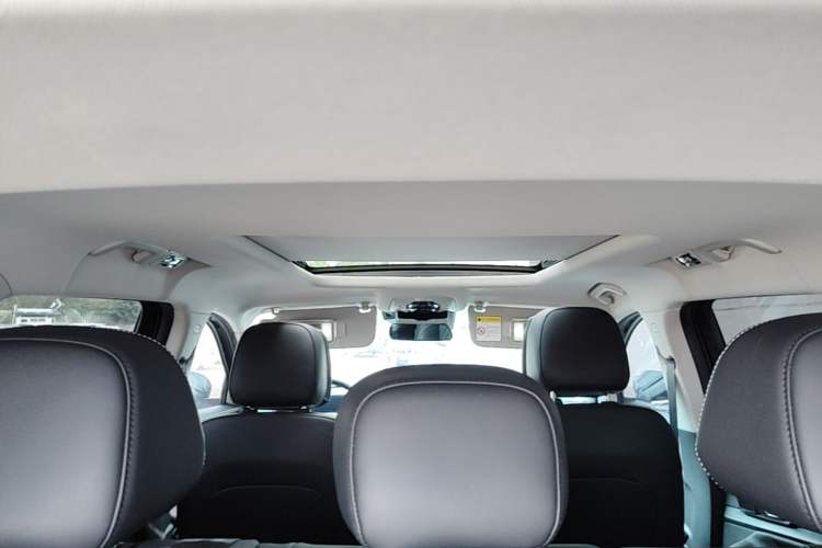 Used EXEED Lingyun 2023 300T Two-Wheel Drive Starry Edition Headliner