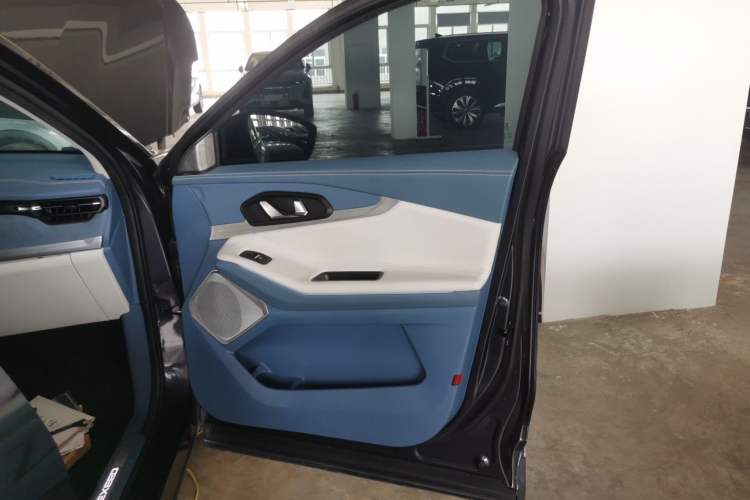 Used EXEED Lingyun 2023 400T Four-Wheel Drive Star Prestige Edition Interior 5