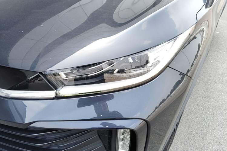 Used EXEED Lingyun 2023 300T Two-Wheel Drive Starry Edition Left Front Headlight