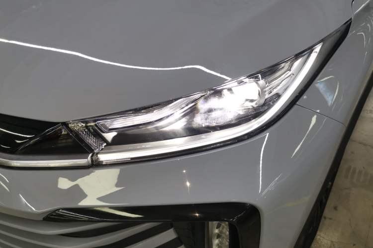 Used EXEED Lingyun 2023 300T Two-Wheel Drive Starry Edition Left Front Headlight