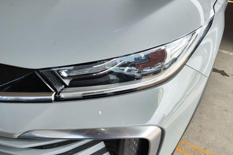 Used EXEED Lingyun 2023 400T Four-Wheel Drive Star Prestige Edition Left Front Headlight