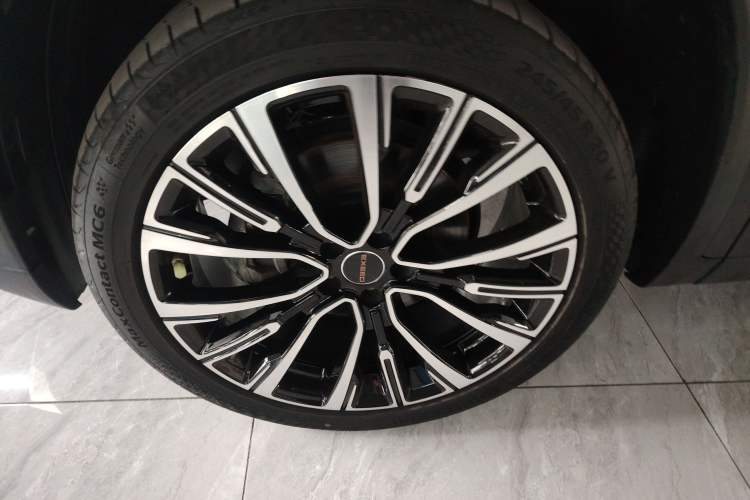 Used EXEED Lingyun 2023 400T Two-Wheel-Drive Star Prestige Edition Left Front Wheel Hub