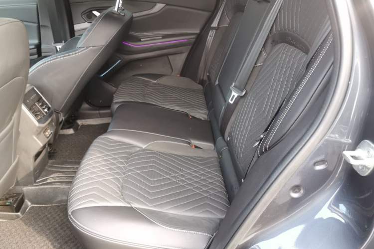Used EXEED Lingyun 2023 400T Two-Wheel-Drive Star Prestige Edition Left Rear Seat