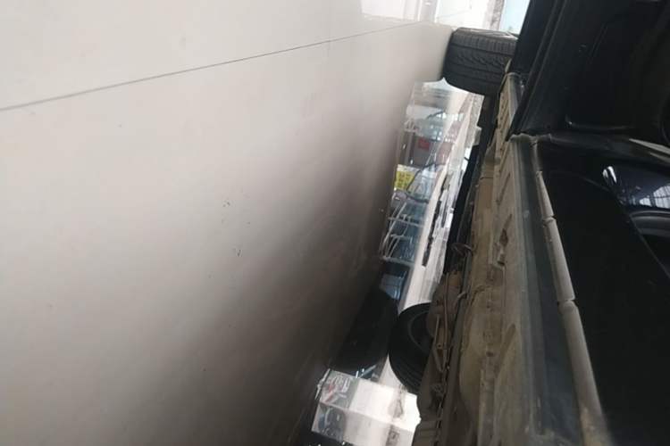 Used EXEED Lingyun 2023 400T Two-Wheel Drive StarRui Pro Edition Left Side Sill