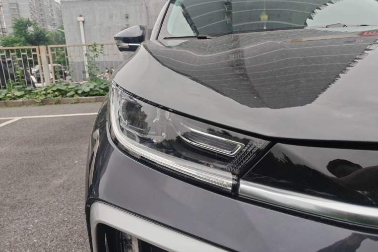 Used EXEED Lingyun 2023 400T Two-Wheel-Drive Star Prestige Edition Right Front Headlight