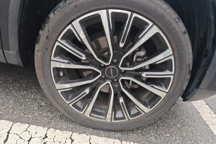 Used EXEED Lingyun 2023 400T Two-Wheel-Drive Star Prestige Edition Right Front Wheel Hub