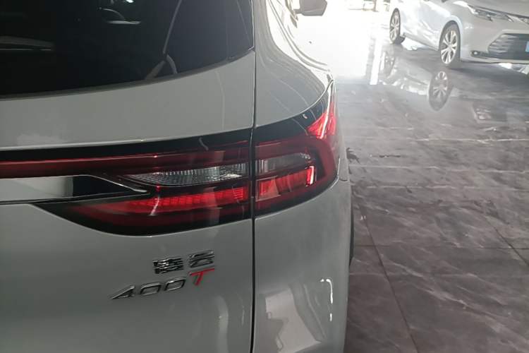 Used EXEED Lingyun 2023 400T Two-Wheel Drive StarRui Pro Edition Right Rear Taillight