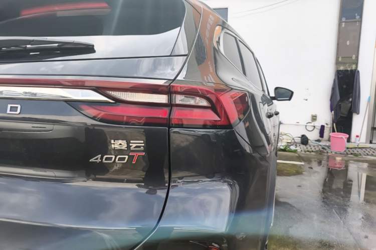 Used EXEED Lingyun 2023 400T Two-Wheel-Drive Star Prestige Edition Right Rear Taillight